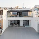 Soleluna 1-on The Beach-hot Tub-smart Appartamento