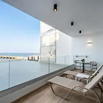 Apartament Soleluna 1-on The Beach-hot Tub-smart *