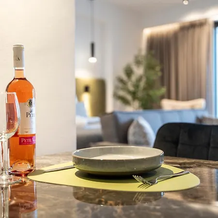 Appartement Soleluna 1-on The Beach-hot Tub-smart