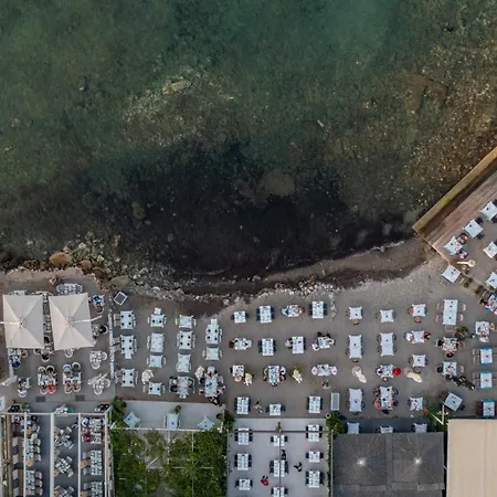 Soleluna 1-on The Beach-hot Tub-smart