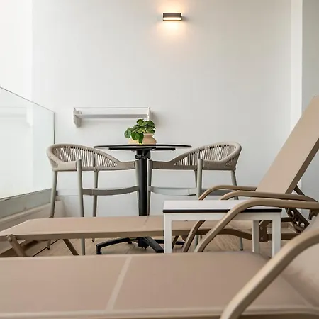 Soleluna 1-on The Beach-hot Tub-smart Appartement Kos