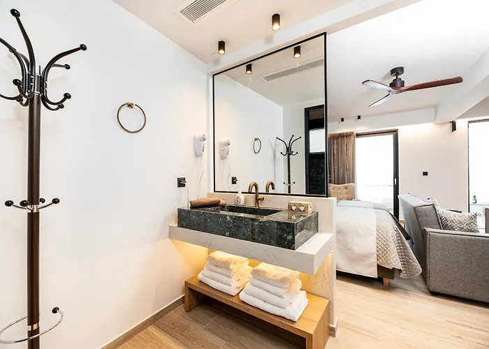 Daire Soleluna 1-on The Beach-hot Tub-smart İstanköy