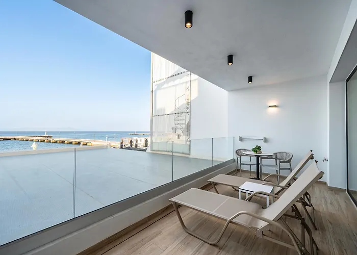 Apartamento Soleluna 1-on The Beach-hot Tub-smart *